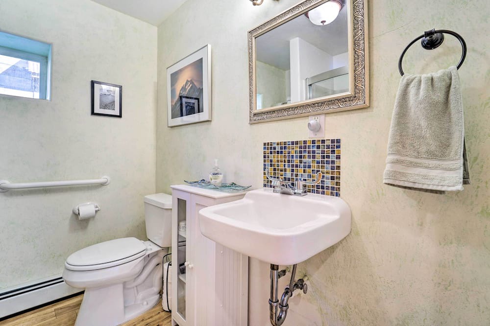 Photo of Bathroom in Lewis