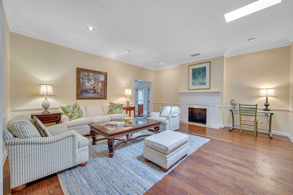 Photo of Bedroom in Harbor Beach