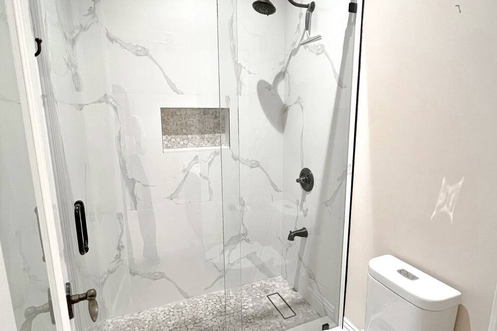 Photo of Bathroom in Olympia Heights