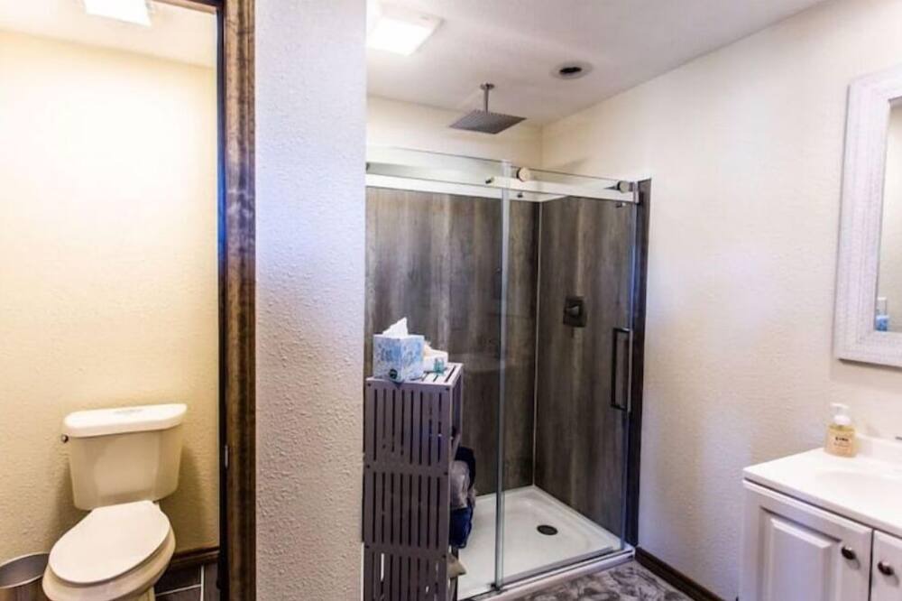 Photo of Bathroom in Wills Point