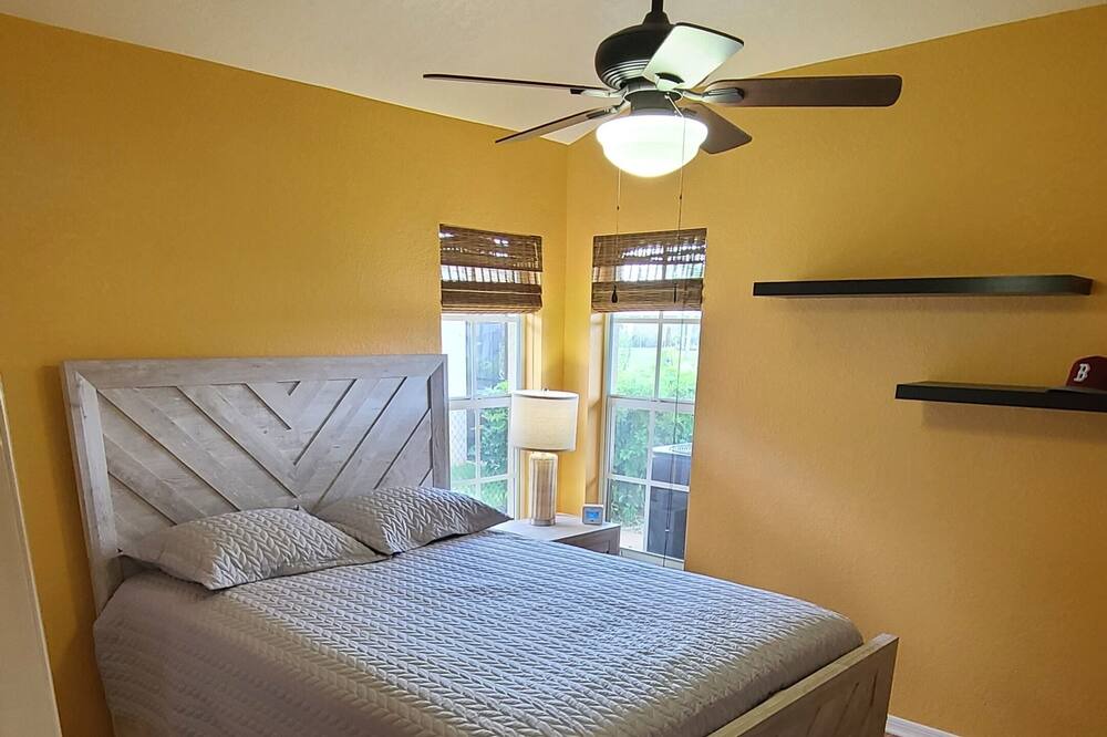 Photo of Bedroom in Broadmoor