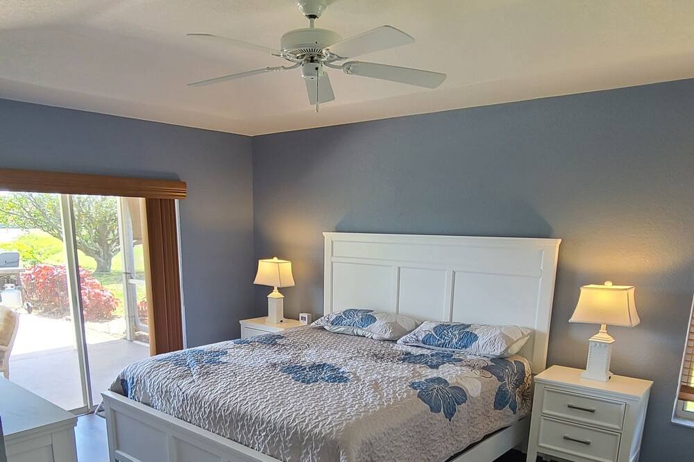 Photo of Bedroom in Broadmoor