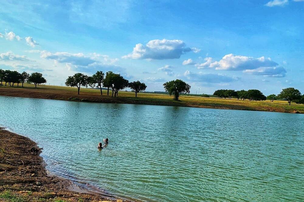 Photo of Outdoor in Jermyn