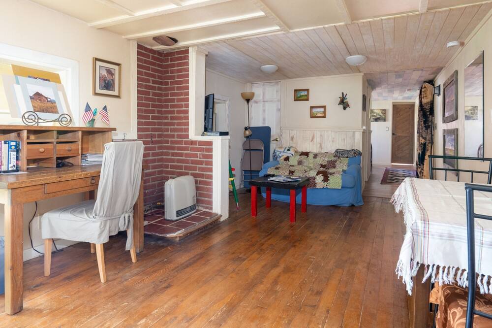 Photo of Bedroom in Canoncito
