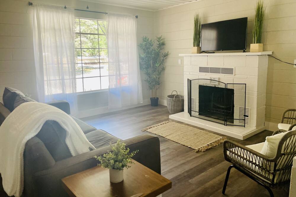 Photo of Livingroom in Ruidoso
