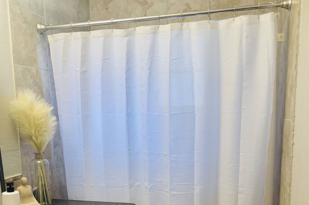 Photo of Bathroom in Ruidoso