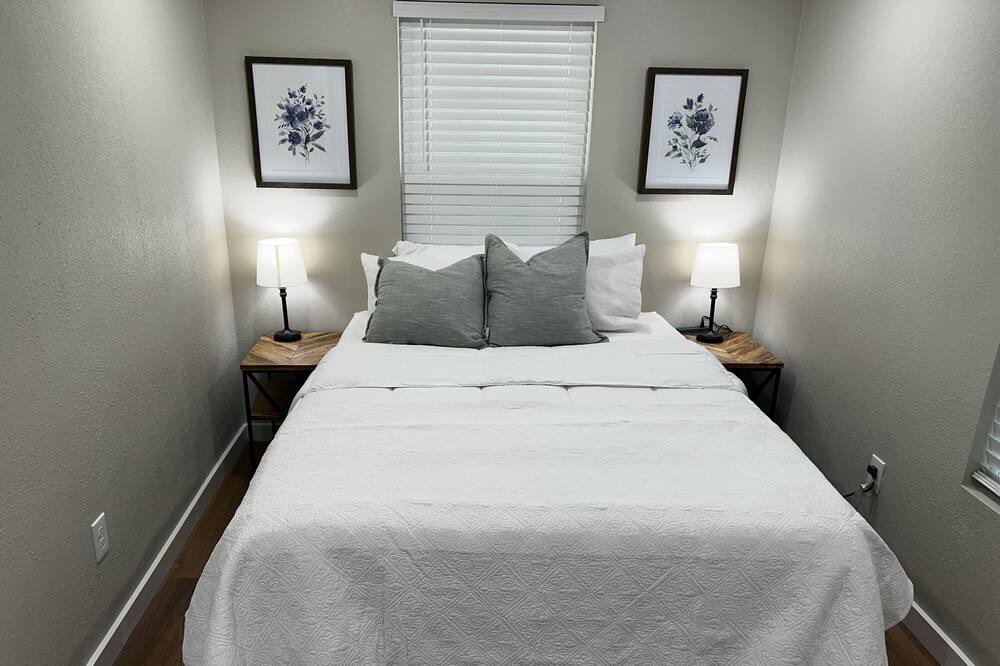 Photo of Bedroom in Temple