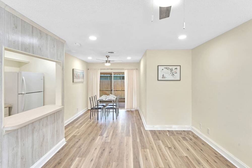 Photo of Others in Coral Ridge Isles