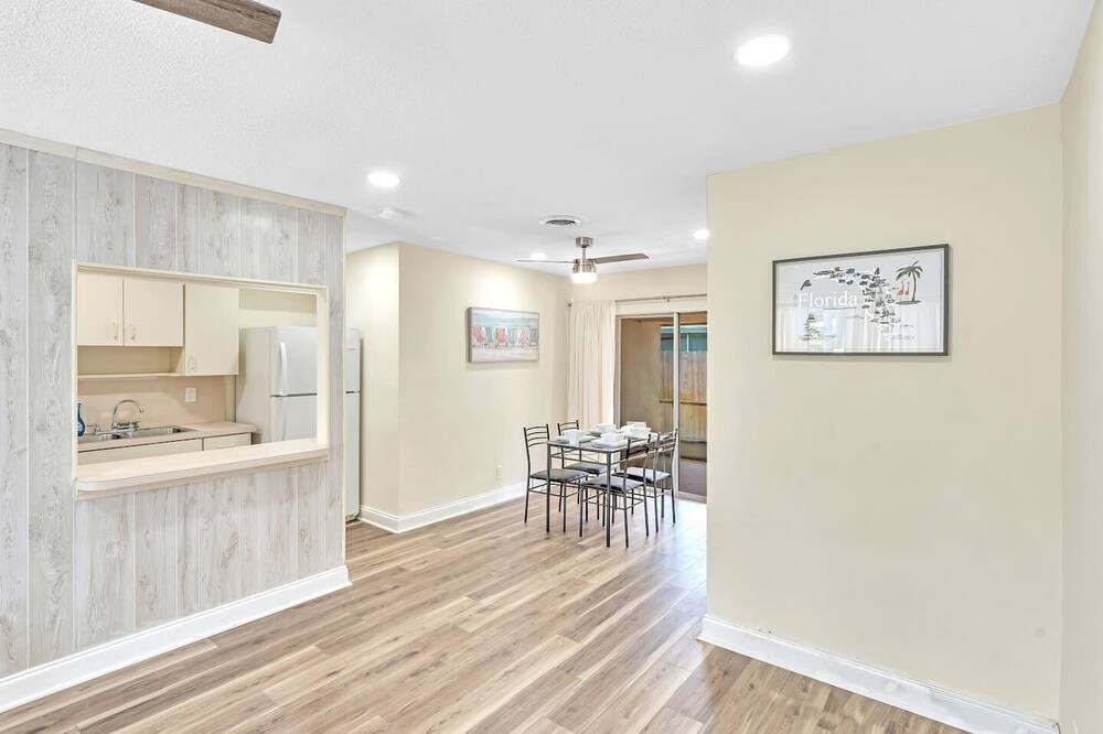 Photo of Others in Coral Ridge Isles