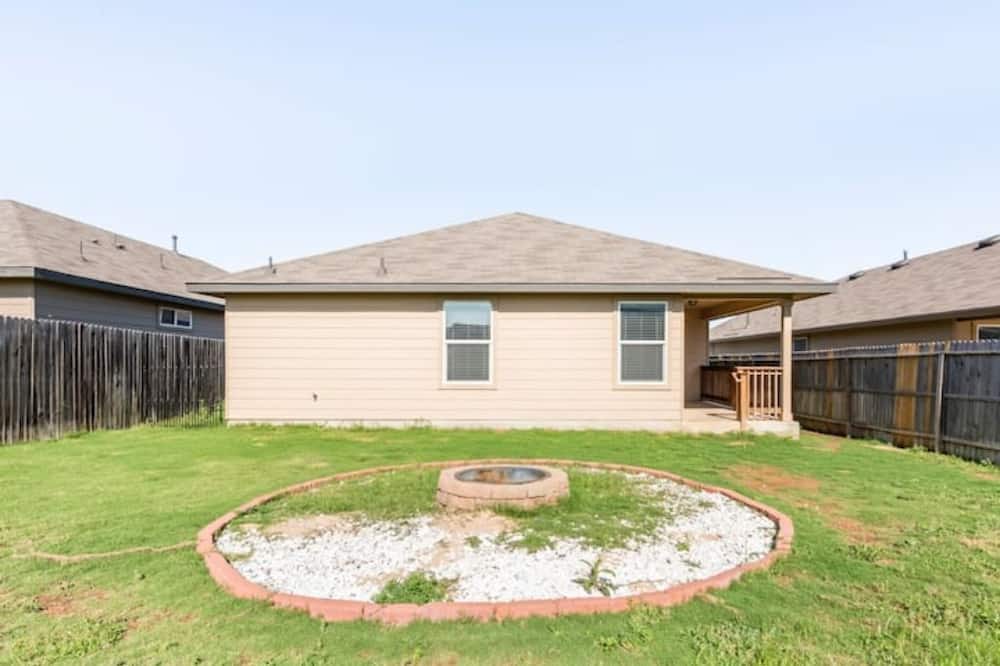Photo of Outdoor in Medina Valley