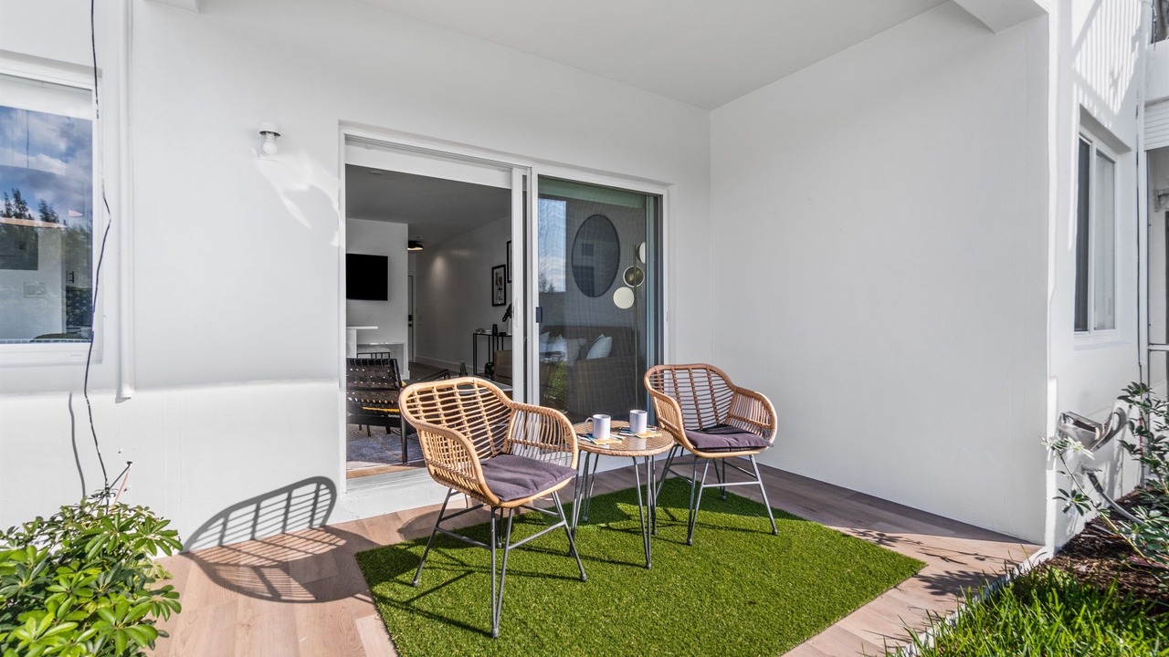 Photo of Patio Balcony in Deerfield Beach
