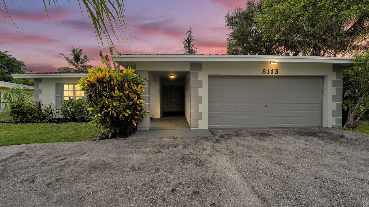 Photo of Outdoor in Tamarac