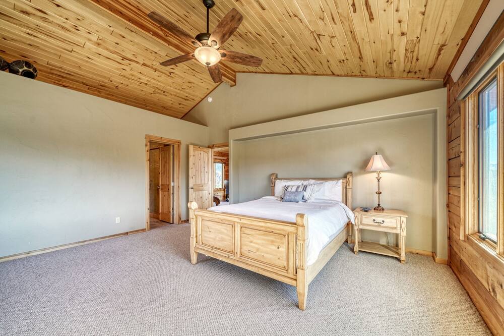 Photo of Bedroom in Salida