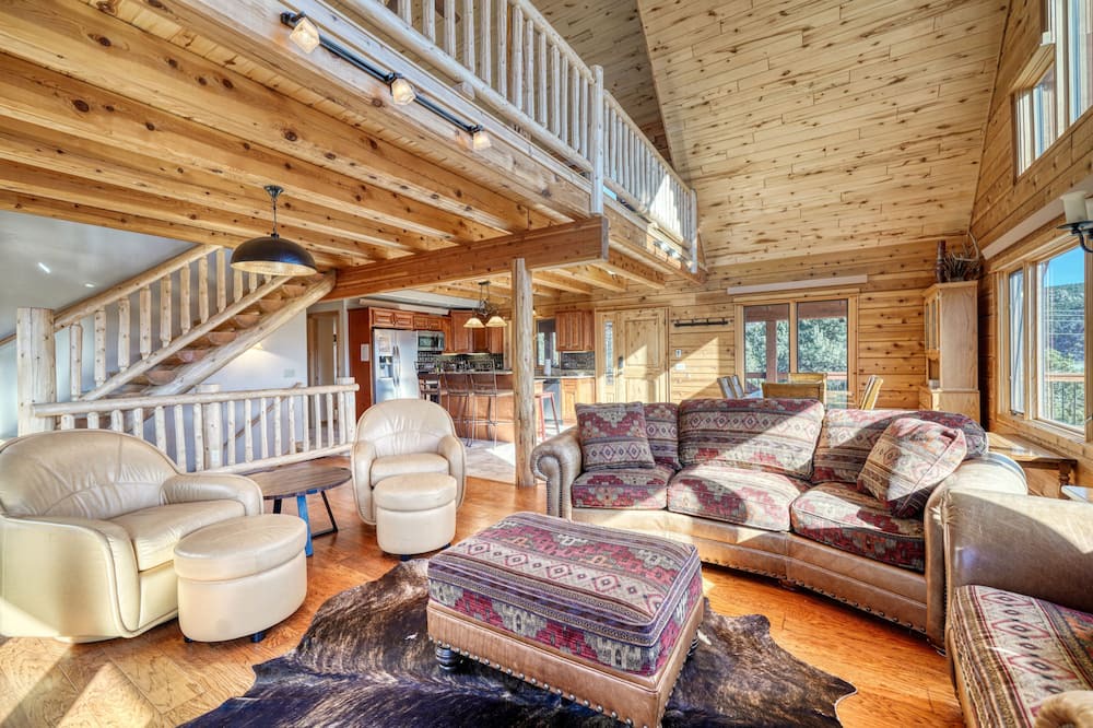 Photo of Livingroom in Salida