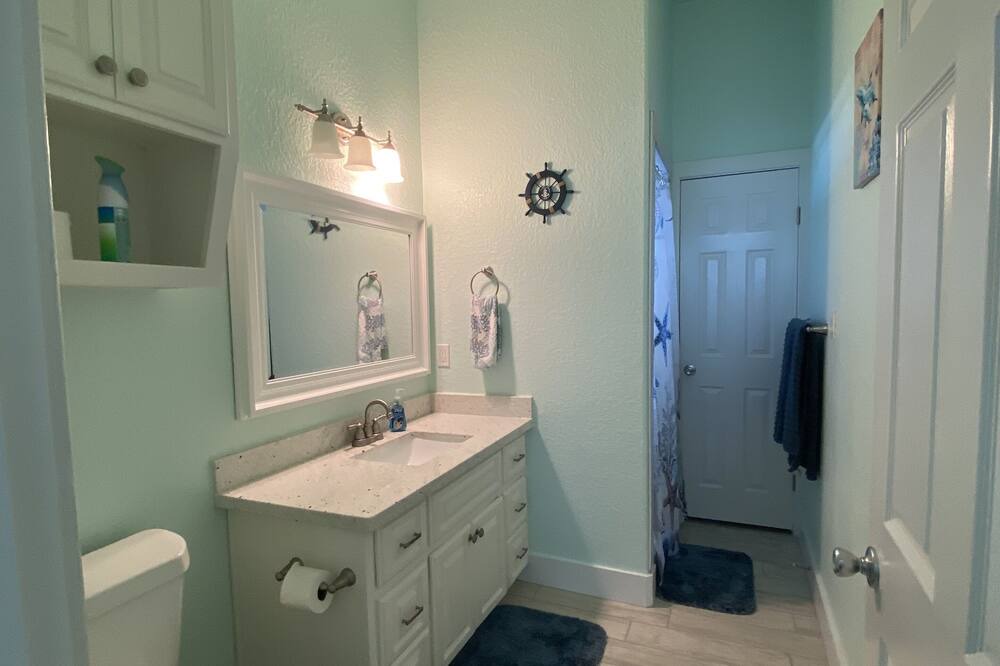 Photo of Bathroom in Port Mansfield
