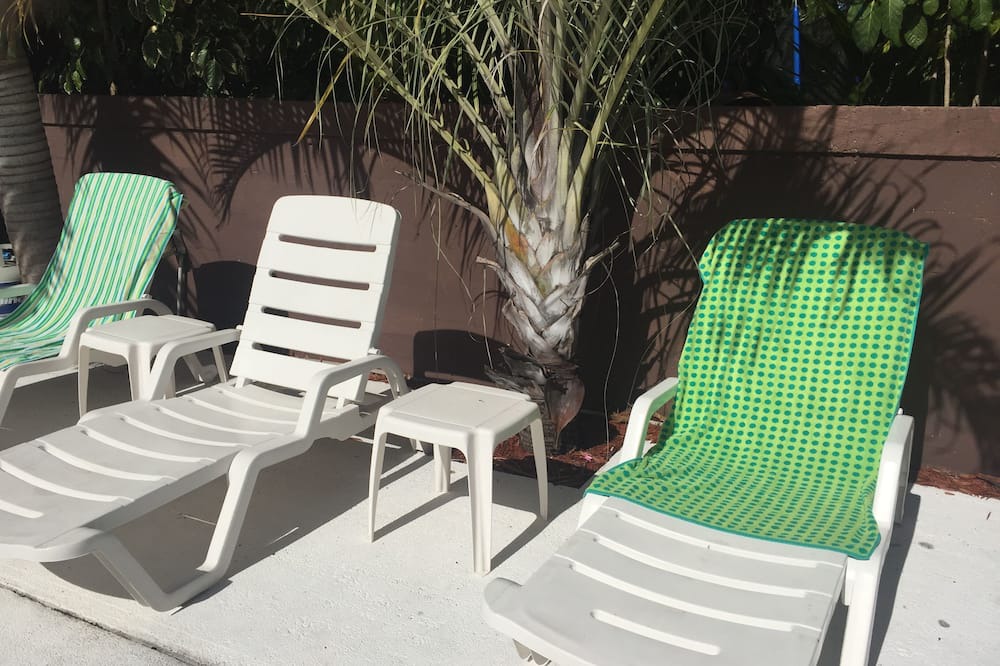 Photo of Patio Balcony in Highland Garden