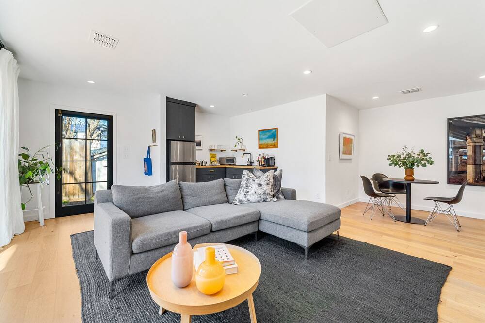 Photo of Livingroom in Hancock