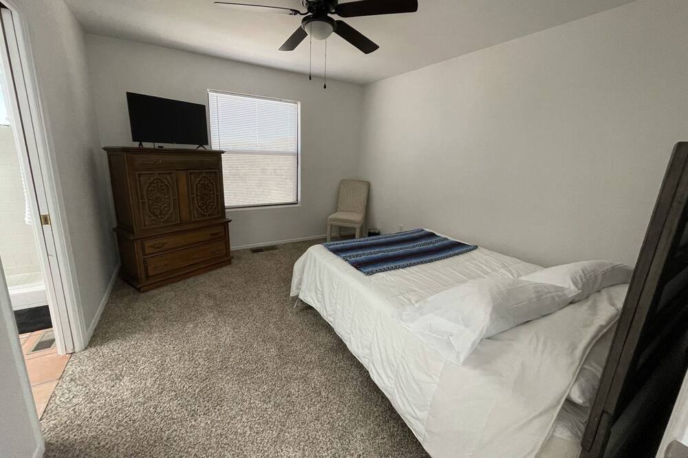 Photo of Bedroom in Mesilla Park