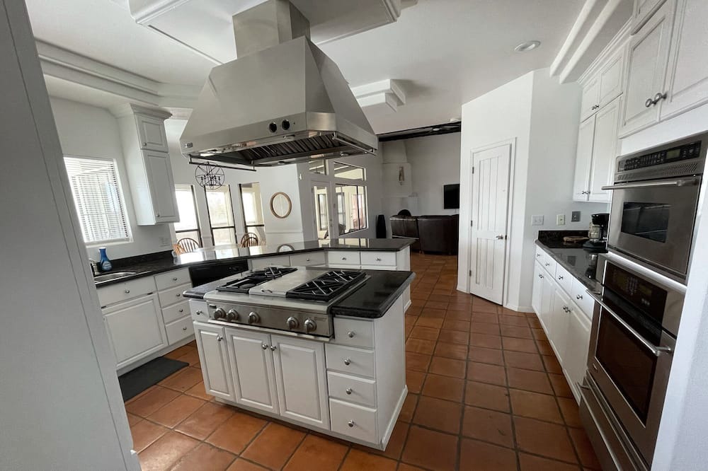 Photo of Kitchen in Mesilla Park