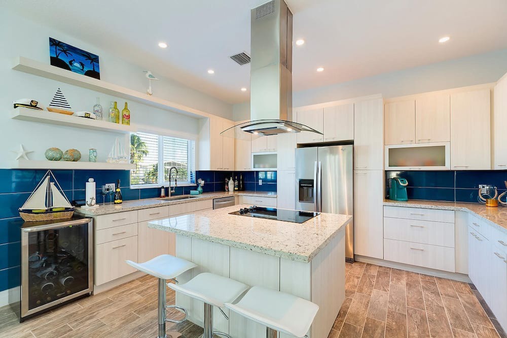 Photo of Kitchen in Twin Lakes