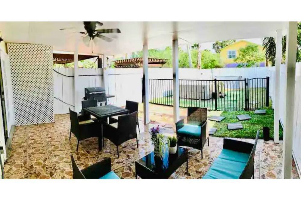 Photo of Patio Balcony in South Padre Island
