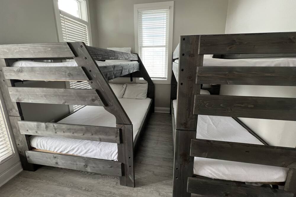 Photo of Bedroom in Holiday Isle