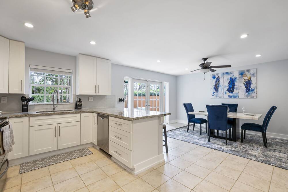 Photo of Kitchen in Poinsettia Heights