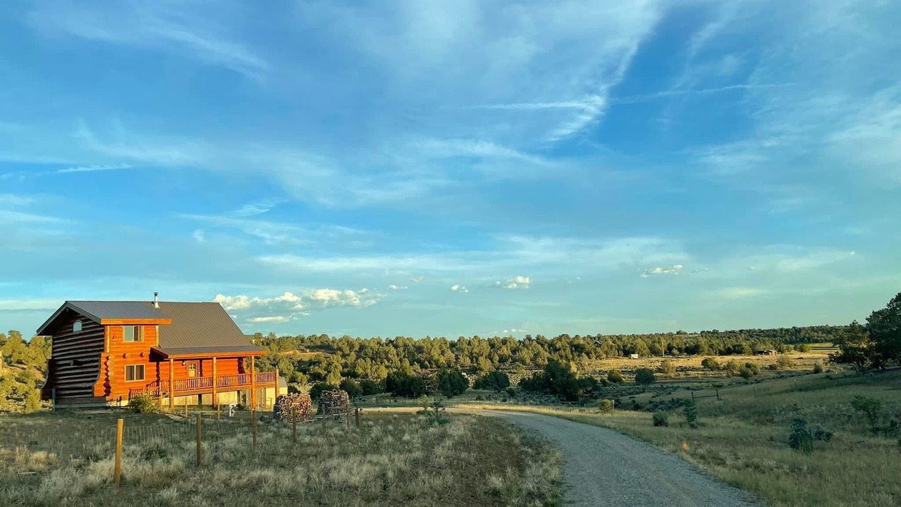 Photo of Outdoor in Sundance Hills