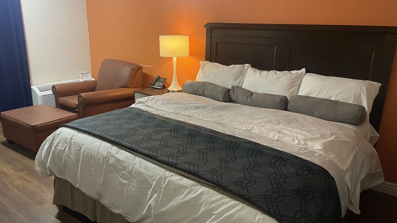 Photo of Bedroom in Pecos