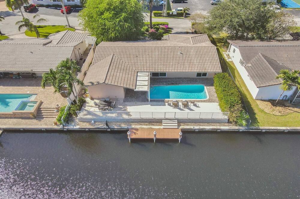 Photo of Others in Coral Ridge Isles