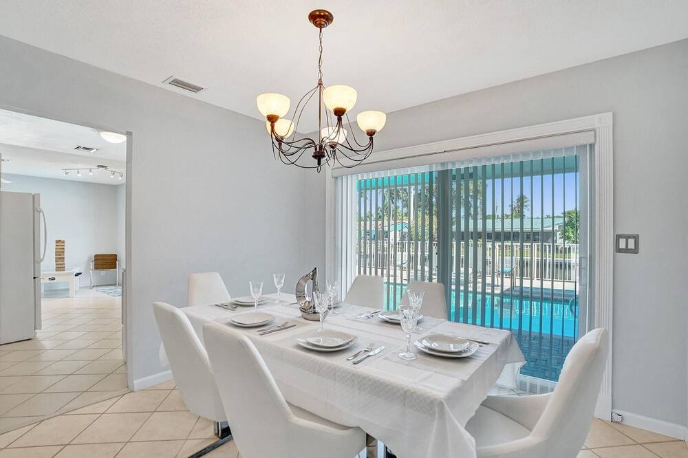 Photo of Others in Coral Ridge Isles