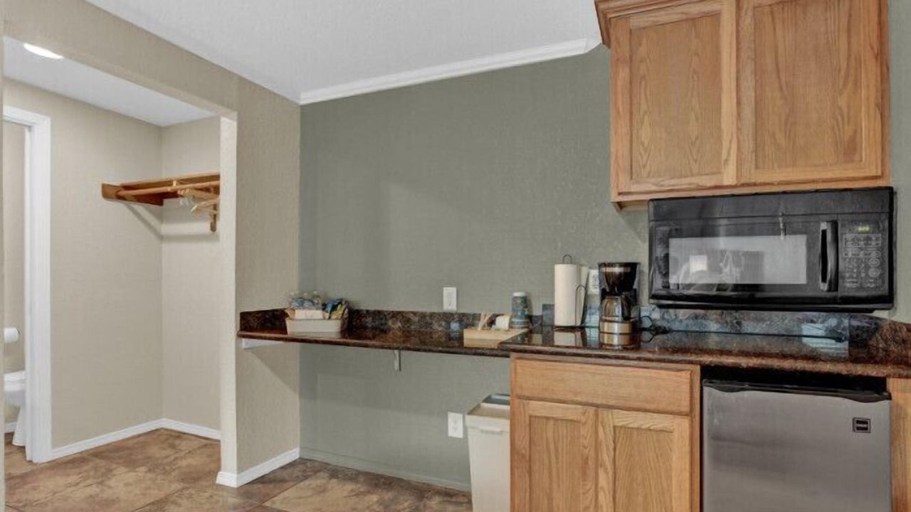 Photo of Kitchen in Canyon Lake