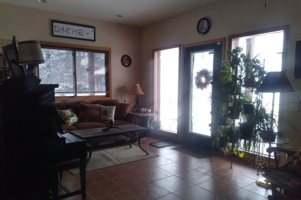 Photo of Bedroom in Bailey