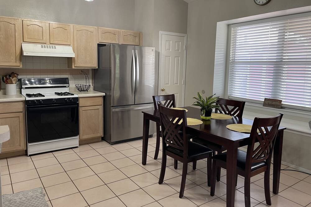 Photo of Kitchen in Biggs Field