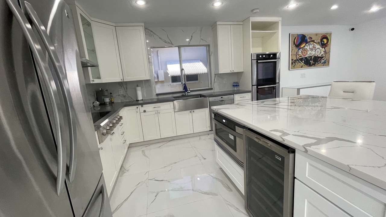 Photo of Kitchen in Hollywood Lakes