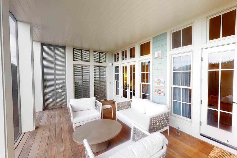 Photo of Patio Balcony in Watercolor