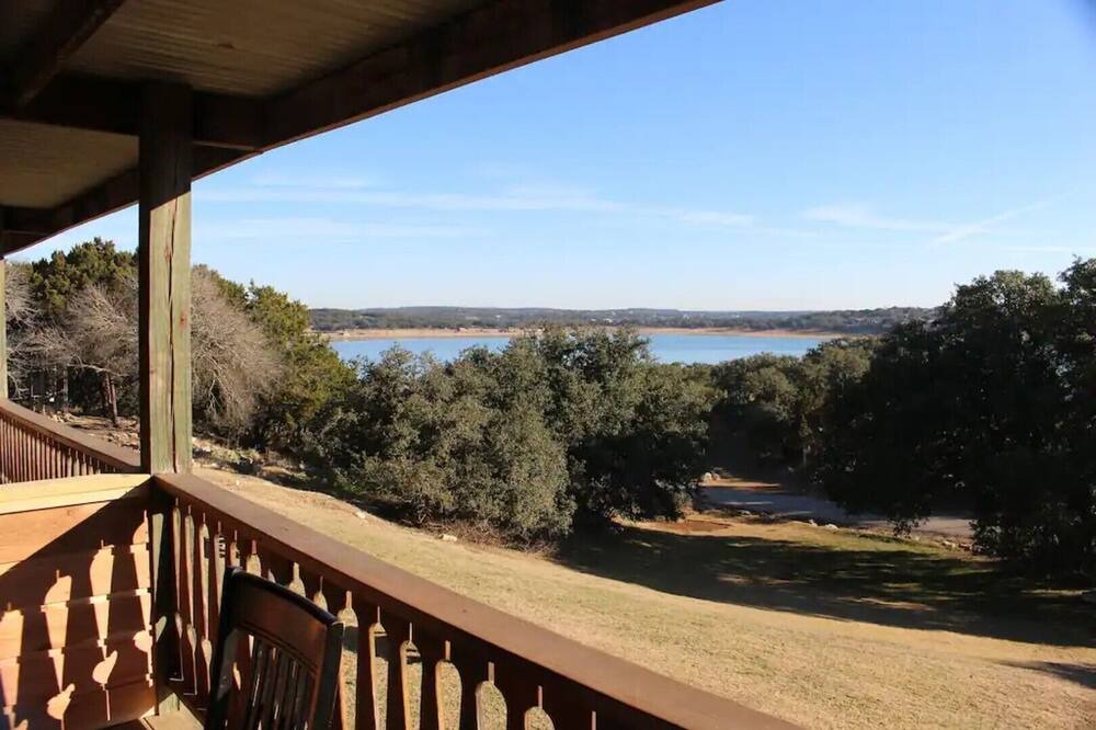 Photo of Patio Balcony in Canyon Lake
