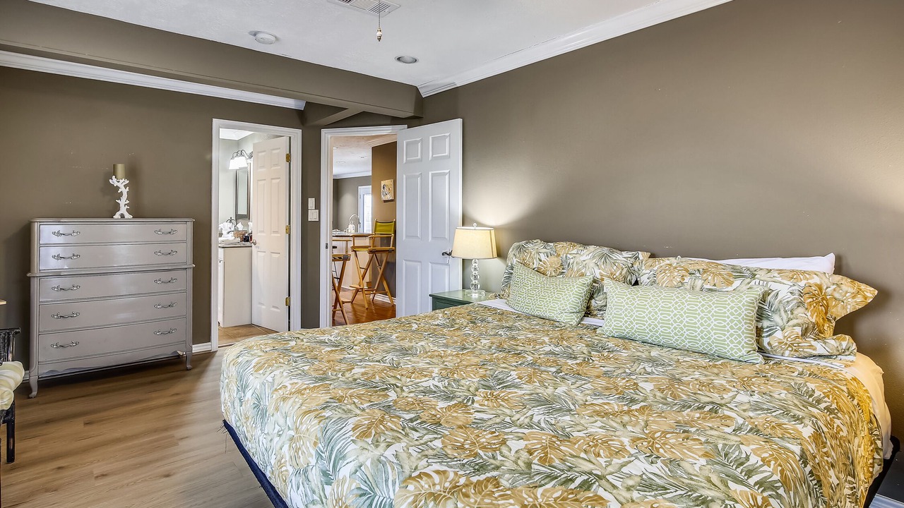 Photo of Bedroom in Galveston