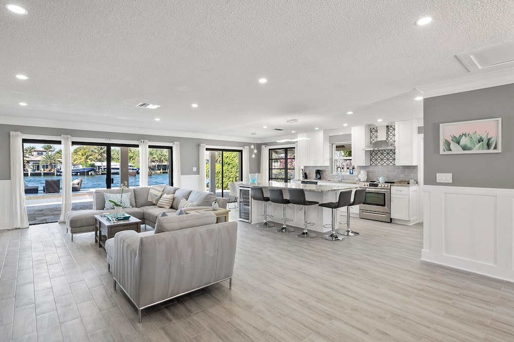 Photo of Others in Santa Barbara Estates
