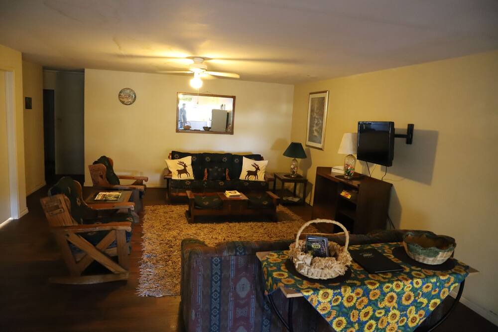 Photo of Bedroom in Sunrise Beach Village