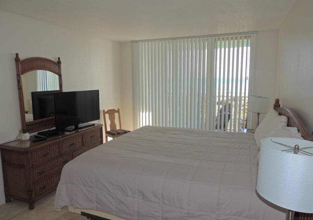 Photo of Bedroom in Crescent Beach