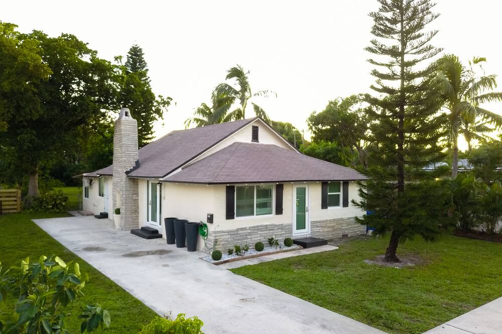 Photo of Outdoor in Highland Garden