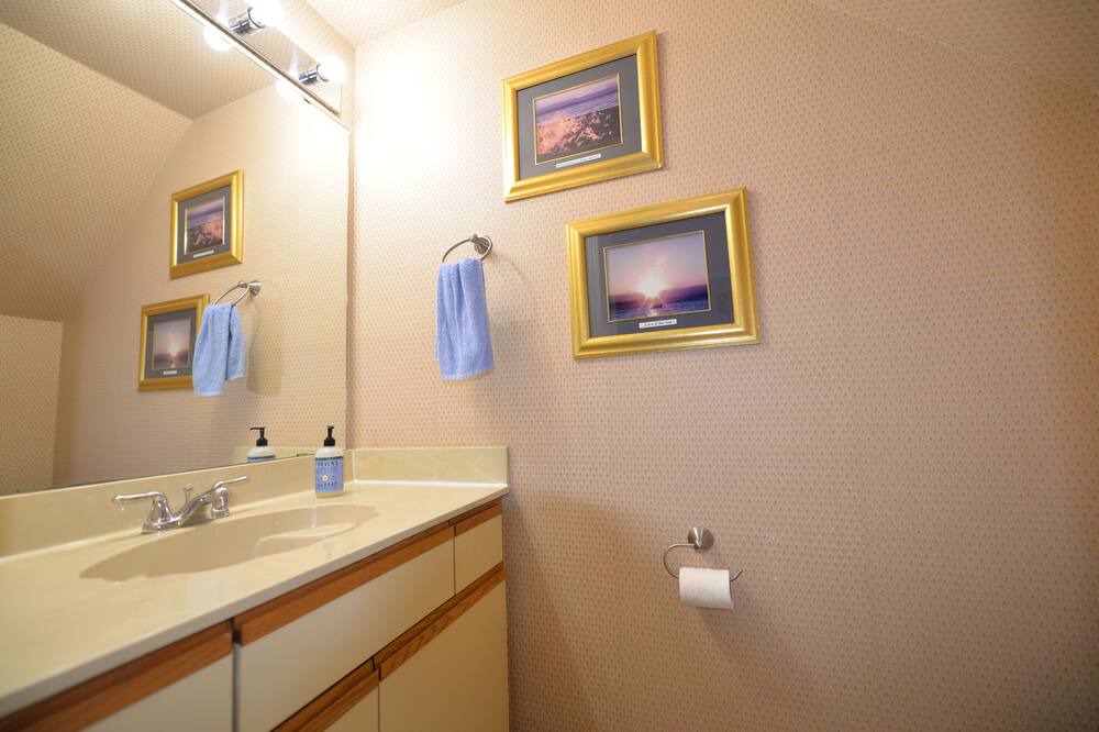 Photo of Bathroom in Westchase