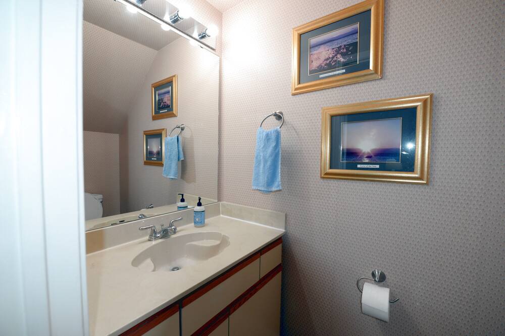 Photo of Bathroom in Westchase