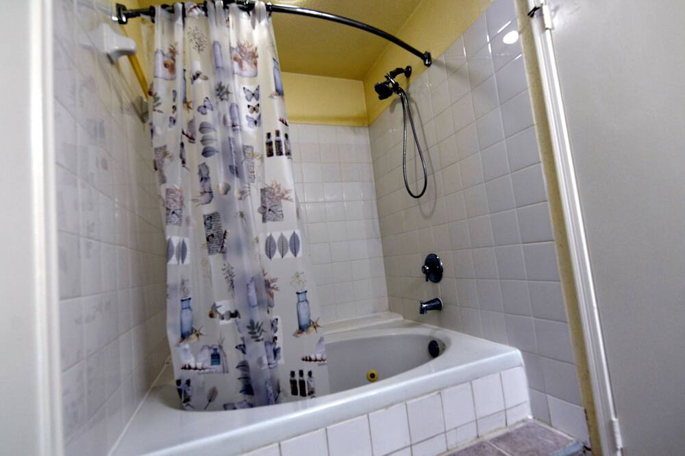 Photo of Bathroom in Westchase