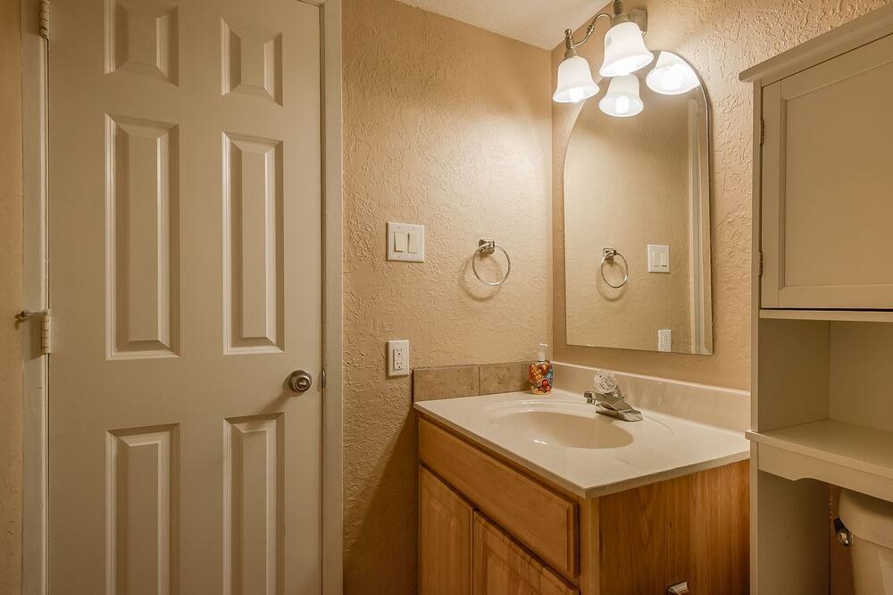 Photo of Bathroom in Northeast Heights