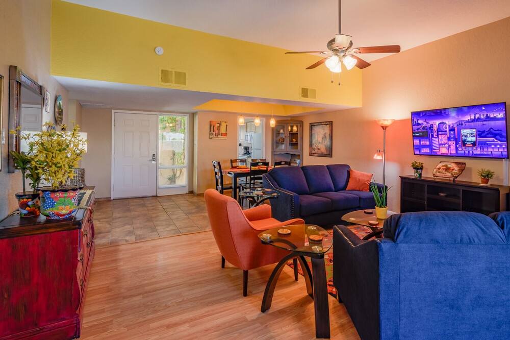 Photo of Bedroom in Northeast Heights