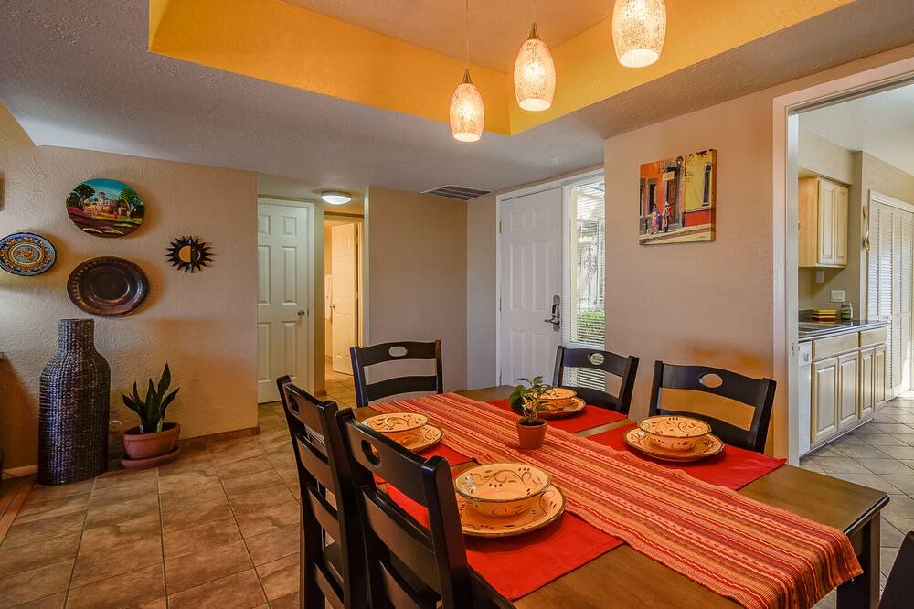 Photo of Bedroom in Northeast Heights