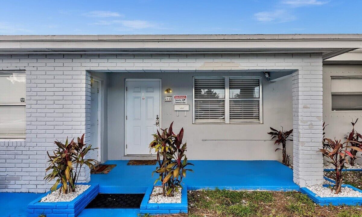 Photo of Outdoor in Royal Poinciana
