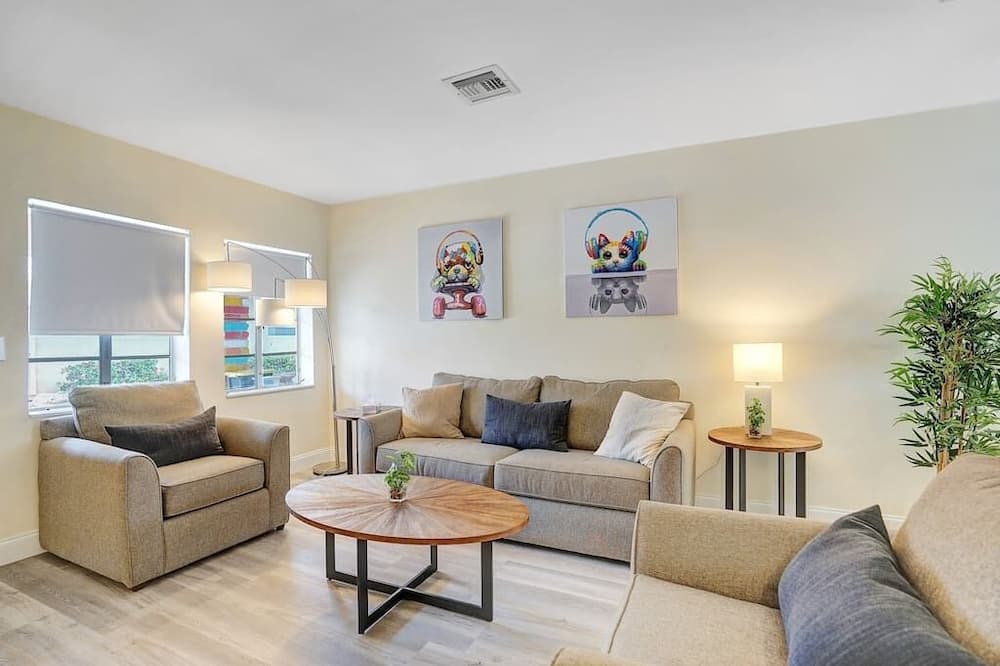 Photo of Livingroom in Victoria Park